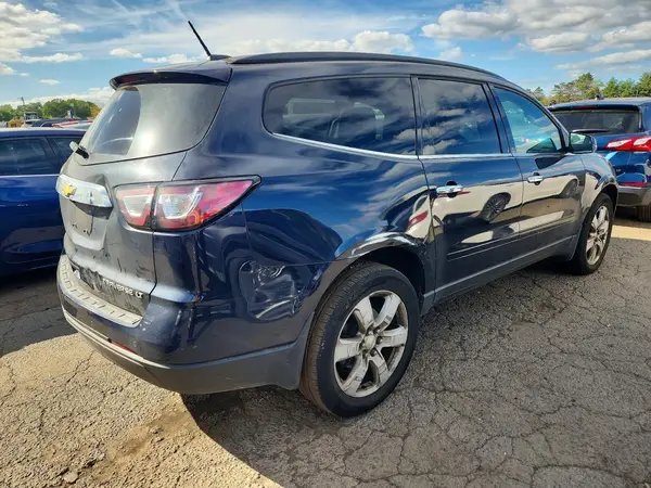 1GNKVGKD0GJ309563 — 2016 Chevrolet Traverse, фото 3 с аукциона Copart 13.10.2026, Боковая часть