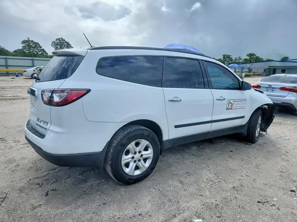 1GNKRFED7GJ133248 — 2016 Chevrolet Traverse, фото 3 с аукциона Copart, Передняя часть
