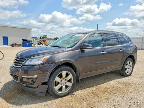 1GNKVGKD4HJ277685 — 2017 Chevrolet Traverse, Передняя часть, фото до ремонта