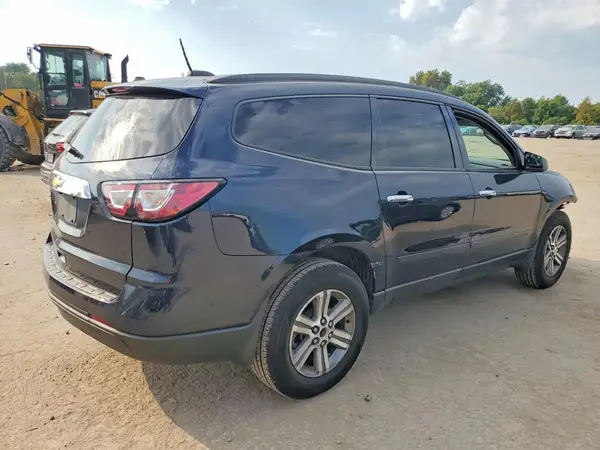 1GNKRFKD8HJ157290 — 2017 Chevrolet Traverse, фото 3 с аукциона Copart, Передняя часть