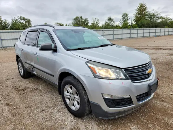 1GNKRFED0HJ157036 — 2017 Chevrolet Traverse, фото 4 с аукциона Copart 13.10.2026, Боковая часть