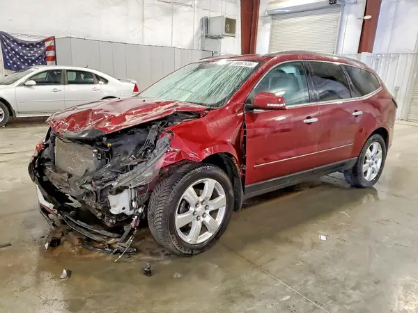 1GNKVJKD6HJ334739 — 2017 Chevrolet Traverse, Передняя часть (Front End), фото до ремонта