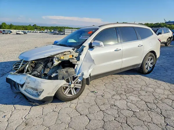 1GNKVHKD8HJ118934 — 2017 Chevrolet Traverse, Передняя часть (Front End), фото до ремонта
