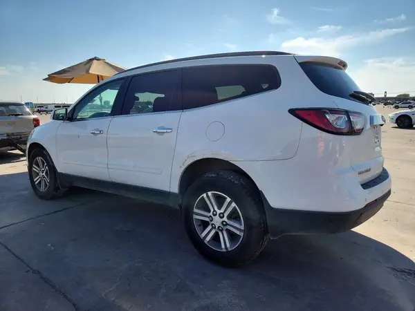 2017 CHEVROLET TRAVERSE VIN 1GNKRGKD9HJ160415 фото 2