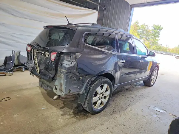 1GNKVGKDXHJ151976 — 2017 Chevrolet Traverse, фото 3 с аукциона Copart, Задняя часть