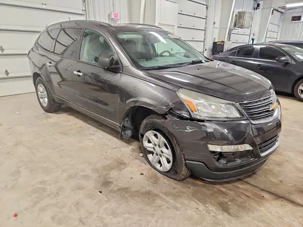1GNKRFED8HJ276128 — 2017 Chevrolet Traverse, фото 4 с аукциона Copart, Передняя часть