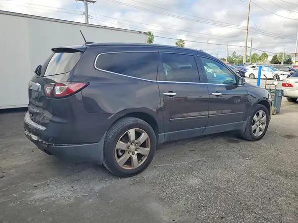 1GNKRJKDXHJ157360 — 2017 Chevrolet Traverse, фото 3 с аукциона Copart, Передняя часть