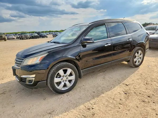 1GNKRGKD6HJ133317 — 2017 Chevrolet Traverse, Боковая часть (Side), фото до ремонта