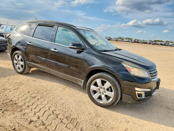 1GNKRGKD6HJ133317 — 2017 Chevrolet Traverse, фото 4 с аукциона Copart 06.10.2026, Боковая часть