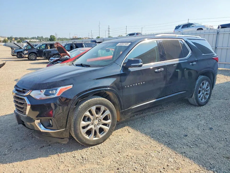 2018 Chevrolet Traverse VIN 1GNEVJKW6JJ266396 фото 1