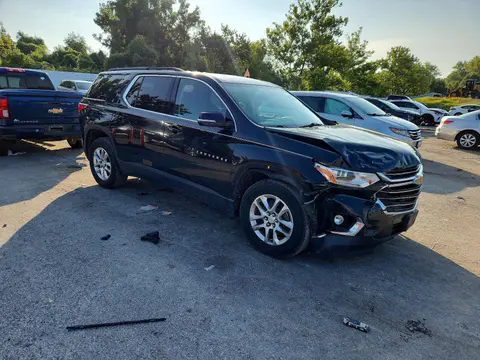 2018 CHEVROLET TRAVERSE VIN 1GNEVGKW3JJ112537 фото 4