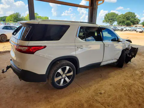 1GNERHKW7JJ114706 — 2018 Chevrolet Traverse, фото 3 с аукциона Copart 14.10.2026, Передняя часть