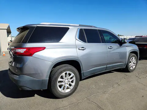 2018 Chevrolet Traverse VIN 1GNERGKW0JJ183196 фото 3