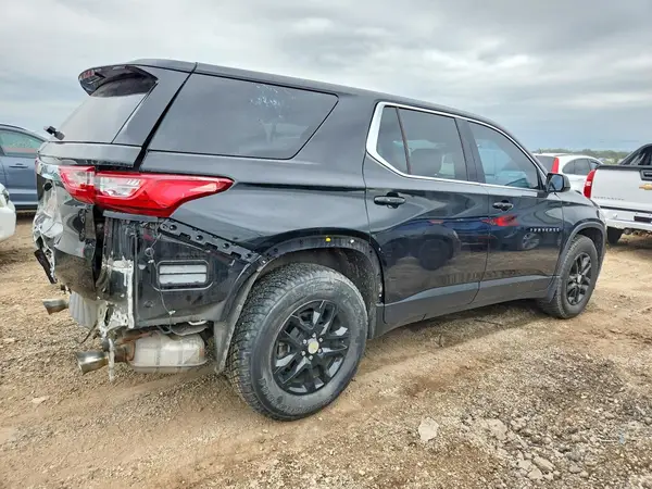 1GNERFKW1JJ105715 — 2018 Chevrolet Traverse, фото 3 с аукциона Copart, Задняя часть