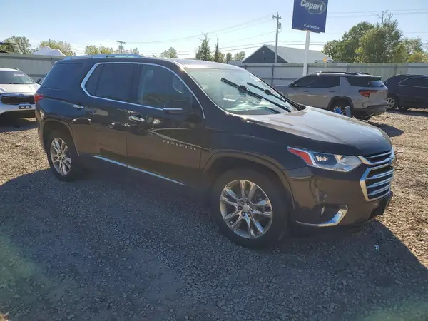 1GNEVKKWXJJ117883 — 2018 Chevrolet Traverse, фото 4 с аукциона Copart, Механические повреждения