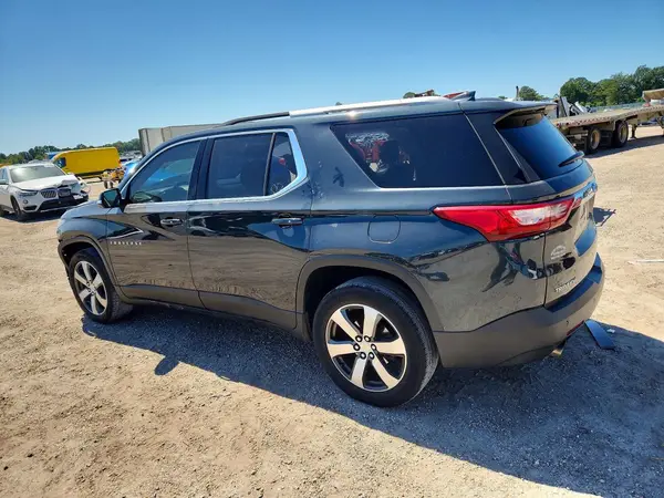 1GNERHKW2JJ168673 — 2018 Chevrolet Traverse, фото 2 с аукциона Copart, Передняя часть