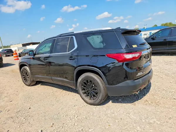 1GNEVGKWXJJ211324 — 2018 Chevrolet Traverse, фото 2 с аукциона Copart, Боковая часть
