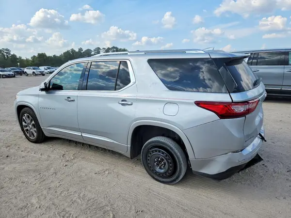 1GNERKKW9JJ136560 — 2018 Chevrolet Traverse, фото 2 с аукциона Copart, Задняя часть
