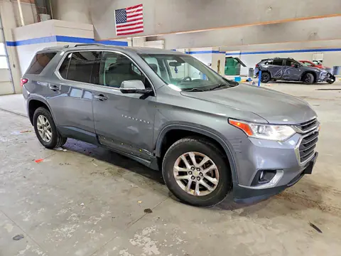 2018 CHEVROLET TRAVERSE VIN 1GNEVGKWXJJ123972 фото 4