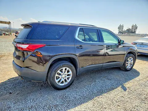 2018 Chevrolet Traverse VIN 1GNERGKW7JJ197385 фото 3