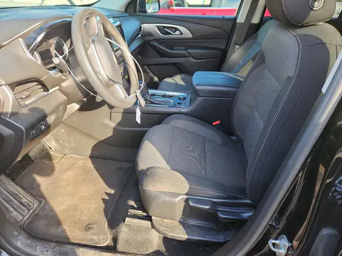 2018 Chevrolet Traverse Ls VIN 1GNEVFKW9JJ158397 фото 7