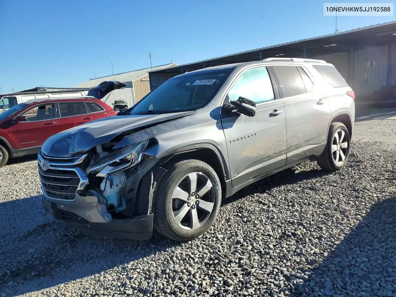 2018 Chevrolet Traverse Lt VIN 1GNEVHKW5JJ192588 фото 1