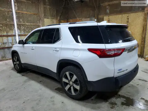 2018 Chevrolet Traverse Lt VIN 1GNEVHKW3JJ202096 фото 2