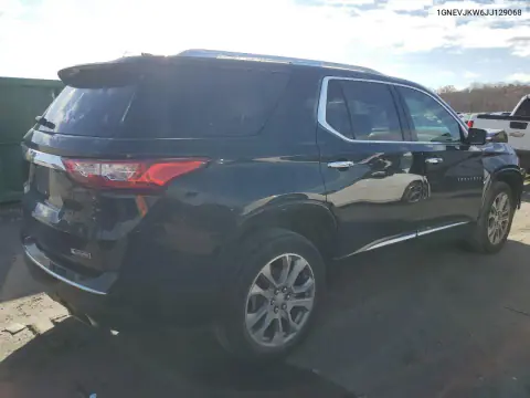2018 Chevrolet Traverse Premier VIN 1GNEVJKW6JJ129068 фото 3