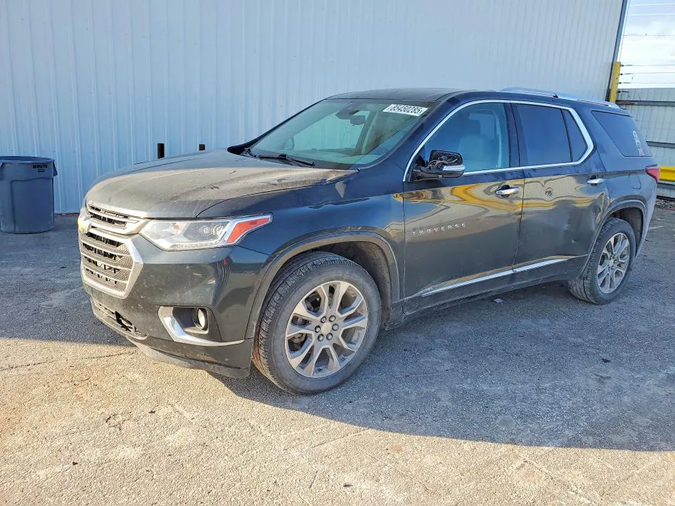 2018 Chevrolet Traverse VIN 1GNEVJKW5JJ172249 фото 1