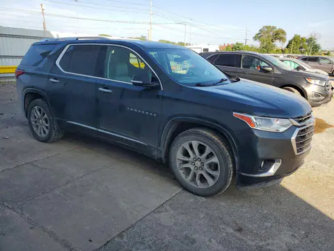 2018 Chevrolet Traverse VIN 1GNEVJKW5JJ172249 фото 4