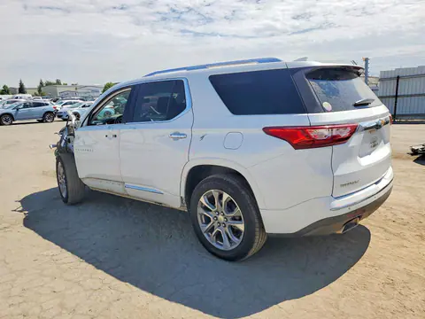 2019 Chevrolet Traverse VIN 1GNERKKW3KJ175954 фото 2