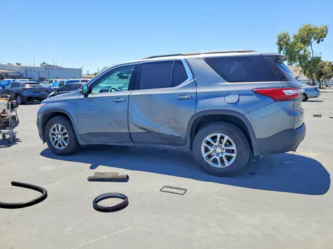 2019 Chevrolet Traverse VIN 1GNERHKW2KJ167038 фото 2