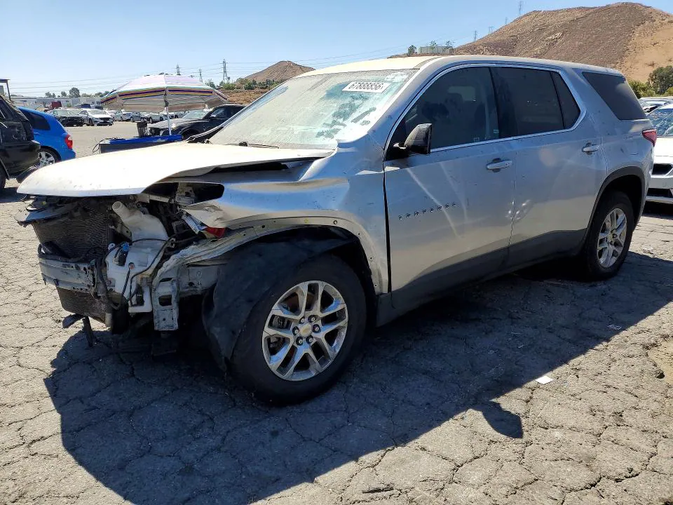 2019 Chevrolet Traverse VIN 1GNERFKW2KJ240249 фото 1