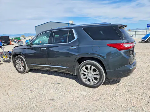 2019 Chevrolet Traverse VIN 1GNEVKKW6KJ268513 фото 2