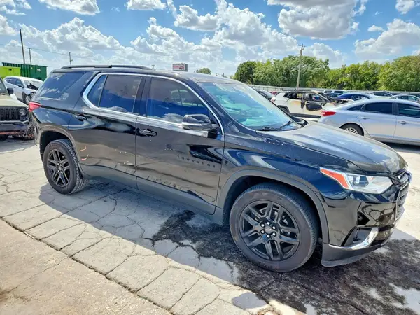 2019 CHEVROLET TRAVERSE VIN 1GNERGKW4KJ138179 фото 4