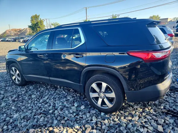 1GNEVHKW8KJ172062 — 2019 Chevrolet Traverse, фото 2 с аукциона Copart, Передняя часть