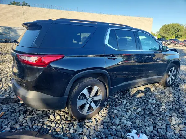 1GNEVHKW8KJ172062 — 2019 Chevrolet Traverse, фото 3 с аукциона Copart, Передняя часть