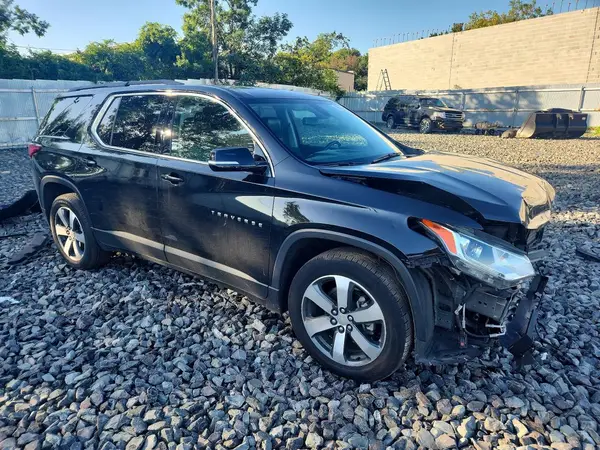 1GNEVHKW8KJ172062 — 2019 Chevrolet Traverse, фото 4 с аукциона Copart, Передняя часть