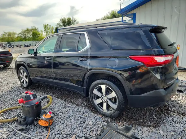 1GNEVHKW1KJ261617 — 2019 Chevrolet Traverse, фото 2 с аукциона Copart, Передняя часть