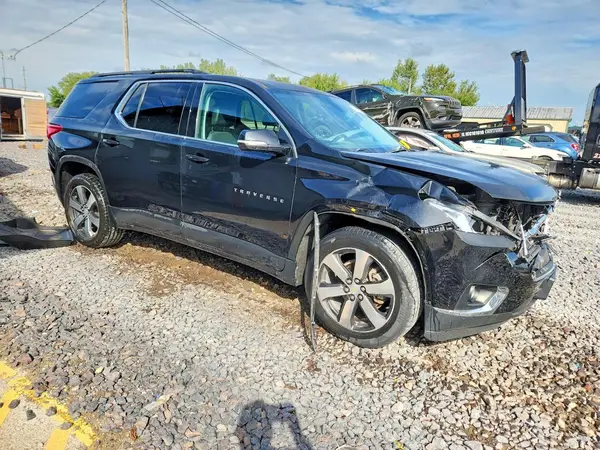 1GNEVHKW1KJ261617 — 2019 Chevrolet Traverse, фото 4 с аукциона Copart, Передняя часть