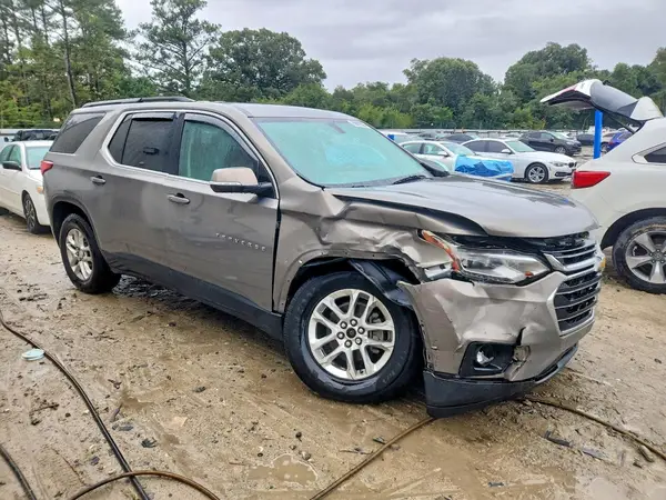 1GNEVGKW6KJ212780 — 2019 Chevrolet Traverse, фото 4 с аукциона Copart, Передняя часть