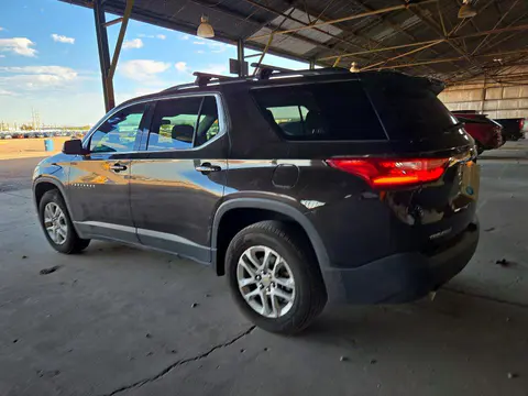 2019 Chevrolet Traverse VIN 1GNERGKW9KJ113732 фото 2