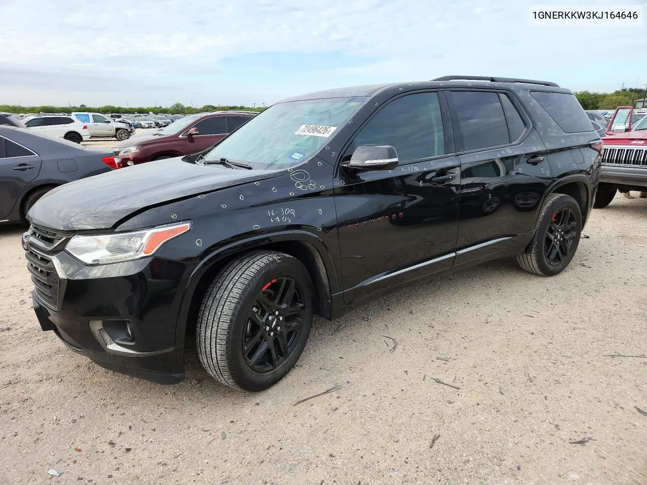 2019 Chevrolet Traverse Premier VIN 1GNERKKW3KJ164646 фото 1