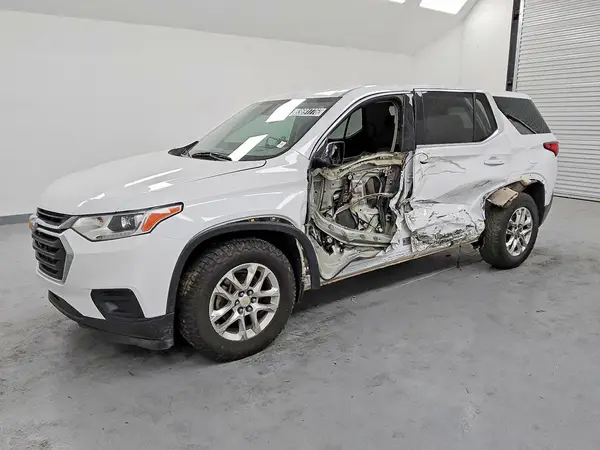 1GNERFKW3LJ268725 Chevrolet Traverse 2020 — повреждение Боковая часть, фото до ремонта
