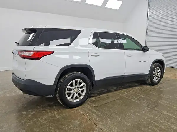 1GNERFKW1LJ103613 — 2020 Chevrolet Traverse, фото 3 с аукциона Copart 29.09.2026, Мелкие вмятины и царапины