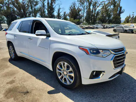2020 Chevrolet Traverse VIN 1GNERKKW8LJ225121 фото 4