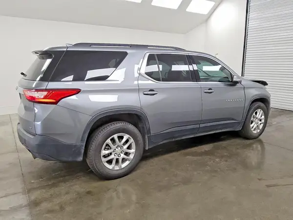 1GNERGKW1MJ161812 — 2021 Chevrolet Traverse, фото 3 с аукциона Copart, Передняя часть