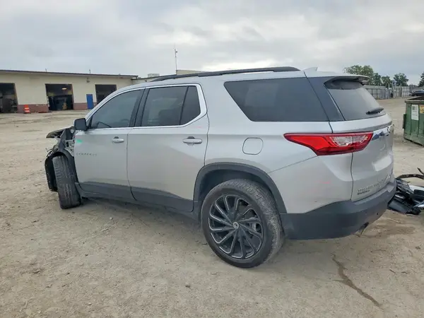 1GNEVMKW9MJ133279 — 2021 Chevrolet Traverse, фото 2 с аукциона Copart, Передняя часть