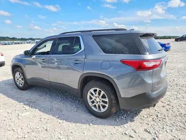 1GNERGKW8MJ163735 — 2021 Chevrolet Traverse, фото 2 с аукциона Copart, Боковая часть