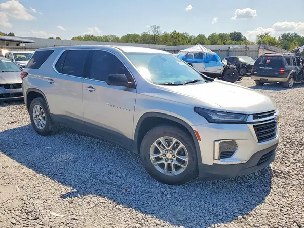 1GNERFKW6NJ111970 — 2022 Chevrolet Traverse, фото 4 с аукциона Copart, Передняя часть